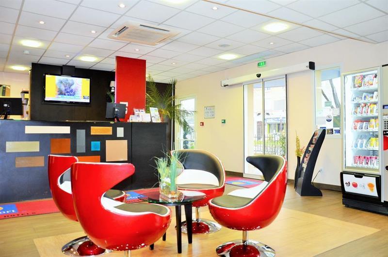 Hotel Ibis Styles Saint Maur Créteil Esterno foto